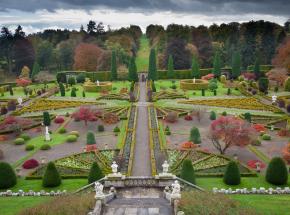 Drummond Castle gardens
